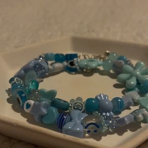 color themed necklace